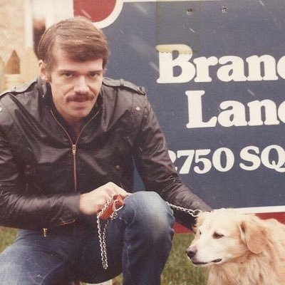 A legend in my own lunch-time. Dog lover, political junkie, coffee addict, disturber of shit. 🌈 No DMs.