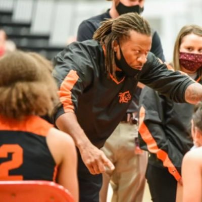 Director/Coach @SHOtimehoops, Founder/Director at SHO-Ministries, HC Girls Basketball at Bonner Springs High School #ladybraves #SHOtimeBasketball🖤💛🏀