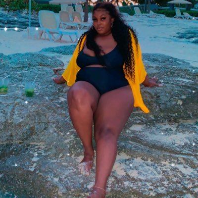 FL/GA Realtor🏠 IG: _kianatherealtor Snapchat: @theeprettiest94 ♎️October Libra🤗 ZM 🌎💙