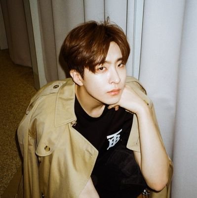 witness my daily life with ahgases and Got7
》🌴🐰👑🍑🌙🐍🌼 《
https://t.co/3VWc58fAGF