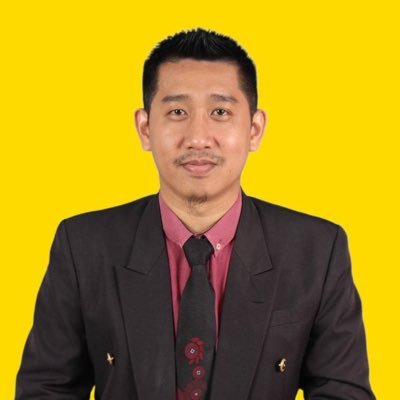 Dealer Public Gold | Pemudahcara tuan puan menyimpan emas. PM je saya bantu dengan senyuman ☺️ https://t.co/YUWNtJiUE5.🌐https://t.co/I8u4GScOzy
