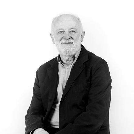 Eng. de Telecomunicacions i membre del Comité Executiu de la Cambra. Ara candidat d'Eines de Pais - UN PAS MES cap al nou model economic per Catalunya.