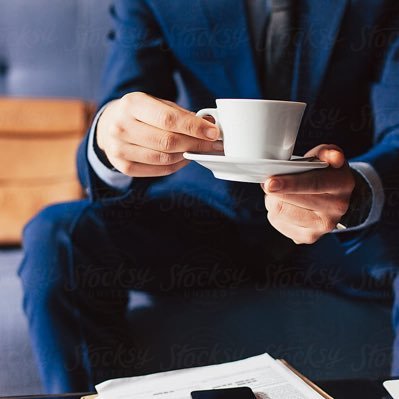 Prioriterer god kaffe over dårlig. Wannabeinvestor. Stor interesse for makroøkonomi 🏦