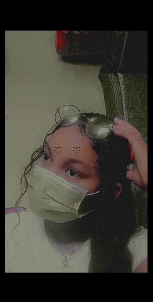 sinta_gultom's profile picture. Saya di sini hanya untuk berbicara kepada diri saya sendiri dan berharap orang-orang mendengarkan.💝💞😍