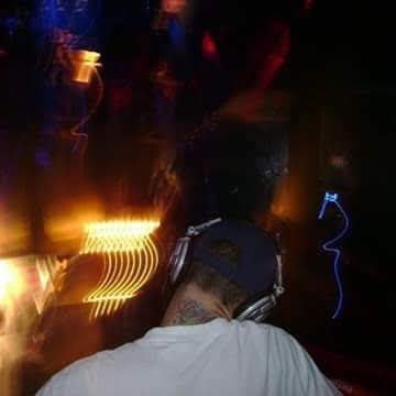 DjMixb's profile picture. DJ and amateur Music Producer love   Comedy, life of the Party!