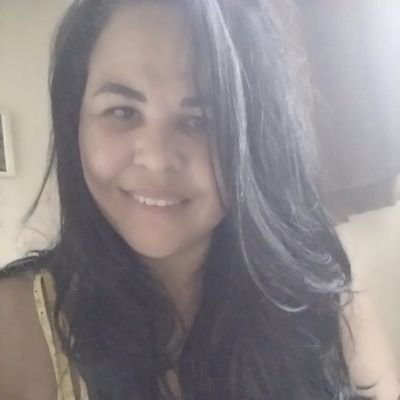 Sou uma pessoa que luta para sobreviver ,mesmo com minhas limitações não desisto da minha fé