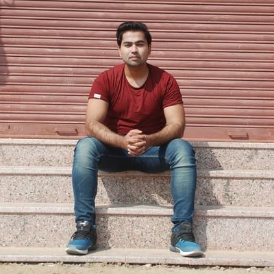 ArjunSi96175542's profile picture. ” यदा यदा ही धर्मस्य ग्लानिर्भवति भारतम।
अभ्युत्थानमधर्मस्य तदात्मानम सृज्याहम।
परित्राणाय साधूनां विनाशाय च दुष्कृताम।
धर्म संस्थापनार्थाय संभवामि युग युगे !!