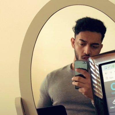 tchoud7's profile picture. 