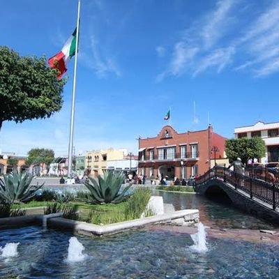 Trabajar, hacer, crecer sólo es posible con tu voto.
Somos un equipo independiente de profesionistas para trabajar y elevar la calidad de vida en Metepec
