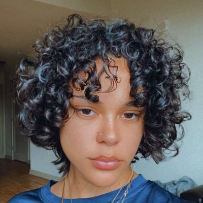 ig: _makiera_ // snap: catwoman7000 // nursing student // msu 22