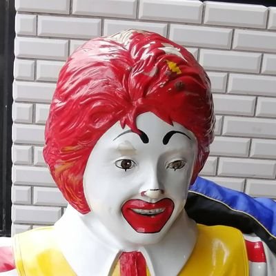 debdavi's profile picture. 三流ITエンジニアのつぶやき。うつ歴20年。削られ人生真っ只中。今日もダメだこりゃ