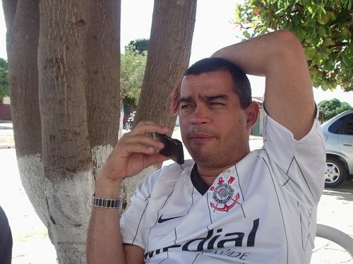 Sou FÃ de DEUS e Torcedor do ABC e CORINTHIANS.
