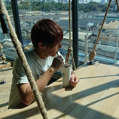 PROGRESSMAEMURA's profile picture. (マエムラ ダイゴ)です
#中田敦彦オンラインサロン /2021年1月1日入会/23歳/大阪出身/東京都住み/大学4年/メディア学部/【趣味】バスケットボール🏀、NBA、ライブ、モ！、セカオワ、
アイドル運営を始めました
https://t.co/W7juZZFaAm