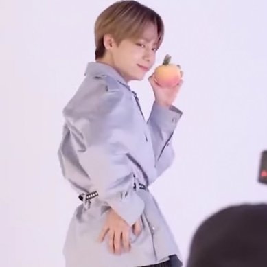 Ravnwoonglover's profile picture. Só uma mocinha aí de gv.