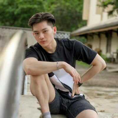fantasyfair_'s profile picture. Edward Candra | #UNREAL
