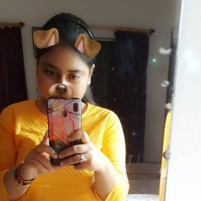 Aishwar32036793's profile picture. 