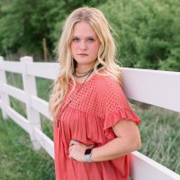 Kat (@kpram_) 's Twitter Profile