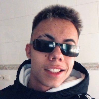 xR4mBo0_'s profile picture. Hactibo con el petróleo 🌍 @manu_28cs ⬅️ ——todo mio nah copiao p*ta