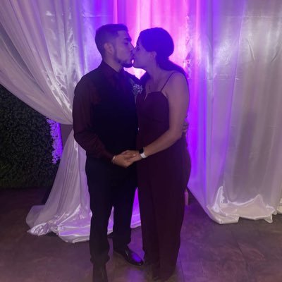 23 👑 Married to my wonderful husband @J_0_S_H_9 ❤️💍 Mommy to a beautiful angel. 3•14•20 👧🏻✝️ 10•14•19 RIP DADDY. 💕