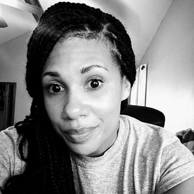 robin_strathdee's profile picture. Life through a story lens.
I get paid to help others tell their tales, but one day soon I'll tell my own.
My plot lines: laughter, cheap sunnies, and whisk(e)y.