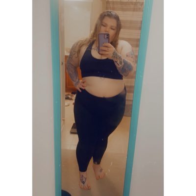 halie_bradford_'s profile picture. manifesting my dreams as I make it through this crazy thing called life.