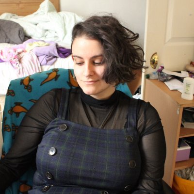 Instagram: thegreenwitchy18 | Vegan | Body Positivity | Spoonie | FND | Feminist | Wicca | ♉ | 🇵🇹 🇬🇧 | she/they| 🏳️🌈 | ANTIFA | Production Arts Bachelor