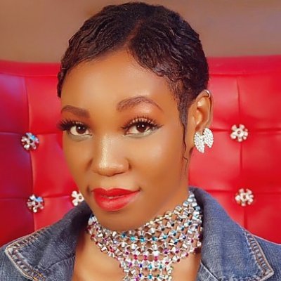 Sexy Beautiful Shadura,A Musician,Gifted,Nigeria Afro Pop Singer,The Queen with Voice Of Gold Running music. Songs on soundcloud & reverbnation!Dope👌 Stargirl