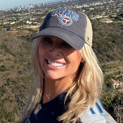 MAGA🇺🇸 USA🇺🇸🏈⚔️Tennessee Titans⚔️🏈 Fighting Irish🍀. #TITANUP