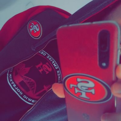 @49ers ❤️💛 • @Holstein_Kiel 💙🤍❤️