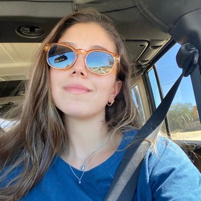 Mon_un's profile picture. Dachshund enthusiast.