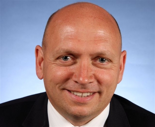 IanCunliffe2's profile picture. Ian Cunliffe lives in the Auckland suburb of Devonport. Works at Harcourts Cooper & Co Real Estate Ltd. Plays a bit of Golf and likes to Cycle