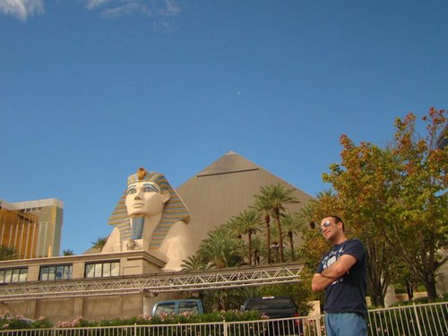 danrodcard's profile picture. 