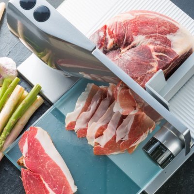 https://t.co/I6aoMGvpzO is designed to promote meat related accessories and allows you to get the complete information pertinent to products.