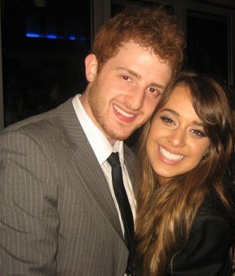 JamesHertan's profile picture. chocolate icecream. law student. saving the world. sport. things that are green. music. advertising. $. fun. the number 32. business. winning. randomness. life.