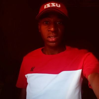 AerosolDranze's profile picture. Blunt 🍁🍀