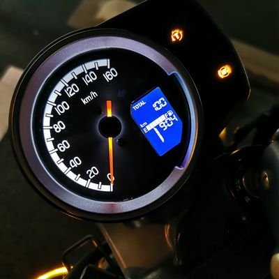 無言フォロー失礼します。バイクを買ったのでバイク用垢を作った30代のリターンライダーです。
バイク好きの方、バイク楽しんでる方、バイクこれから乗りたい方、どんどんつながっていきましょう!
エストレヤRS → PS250 → GB350納車されました!