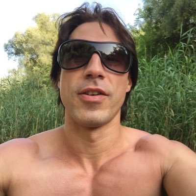 Olyan vagyok, mint bárki más és mégis olyan, mint senki más...
