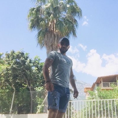 A simple “hi” can lead to a million things 😉🙋🏻‍♂️hi... Hiç kimse çok meşgul değildir, sadece öncelikleri farklıdır.