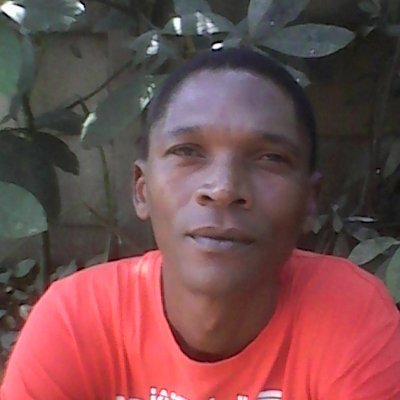 maimetsalucas's profile picture. Enjoy doing E = mc²