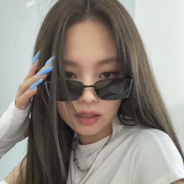 minjungrr's profile picture. ⠀ ⠀ ⠀ ⠀# 🤏🏻/♥︎? 富月 !! $:__ ~