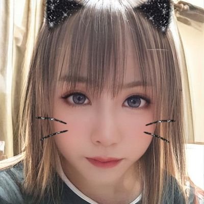 youcarat's profile picture. 新潟住みのご主人サマゆぅと
パピヨンのショコラです✨

 カッコイイ人&カワイイ人&カワイイ物大好きです。

たまに🐕ショコラがつぶやきます🐾

 LiSA様からフォロー頂きました

先代犬ちょこMETAL令和６年７月８日没