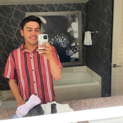 cesargonx's profile picture. 