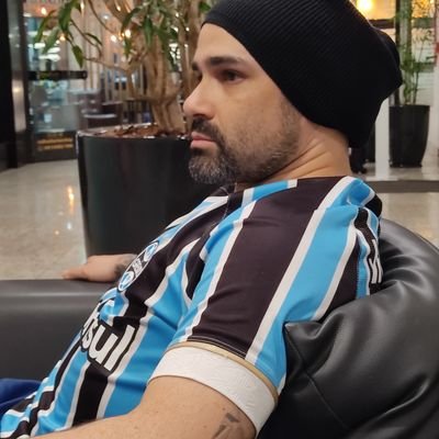 Se você não for 🇪🇪 @Gremio não vem me encher o saco
@ScuderiaFerrari, @FCBayern, @Broncos - @Giants
Fã e amante da lenda das pistas Michael @schumacher