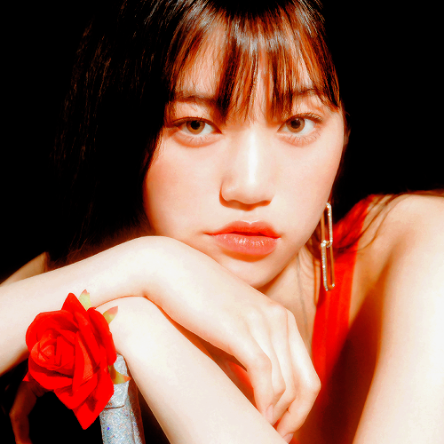 foutlune's profile picture. 𝖼𝗁𝖺𝗈𝗍𝗂𝖼 𝗋𝖾𝖽 𝗋𝗈𝗌𝖾 — 𝗅𝖺𝗐𝗒𝖾𝗋 && 𝗆𝗈𝖽𝖾𝗅 𝒻𝓇 𝗆𝗈𝗍𝗁𝖾𝗋.