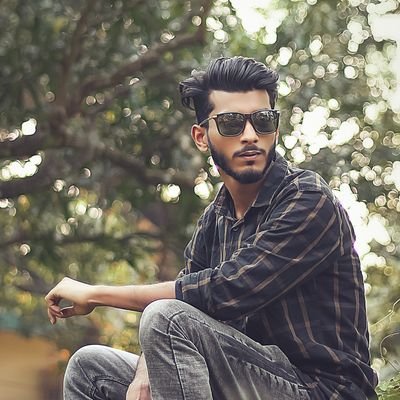 I am opening a new account, so now there is nothing to give a bio, so follow everyone, then there will be more followers, then I will give my correct bio.đ