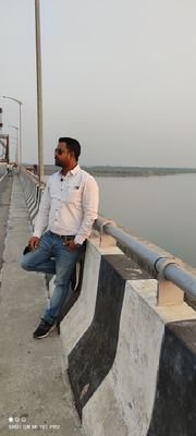 ManojSi84318800's profile picture. I am very emotional , i m too practical