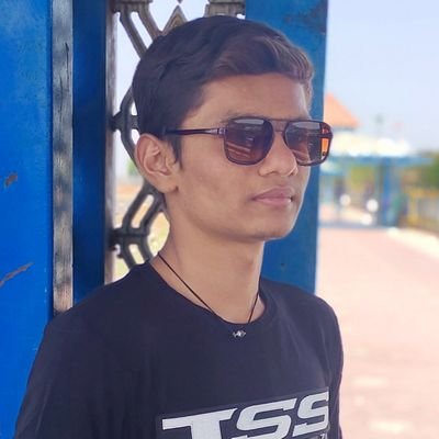 kevin_22772112's profile picture. witer__
लेखक दिल से...