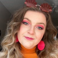 Crazy nuts Chrissy (@raymochristina) 's Twitter Profile
