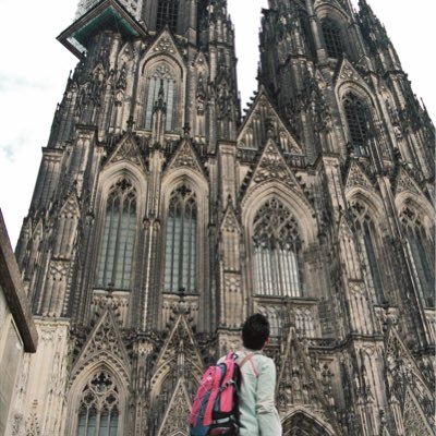 大阪市内在住です。 年齢は渡辺謙や京本政樹とタメ。 平和主義、旅とタバコとコーヒーを愛してます。 無言フォロー、したりされたり諒ということで。 副業とか興味ありません。