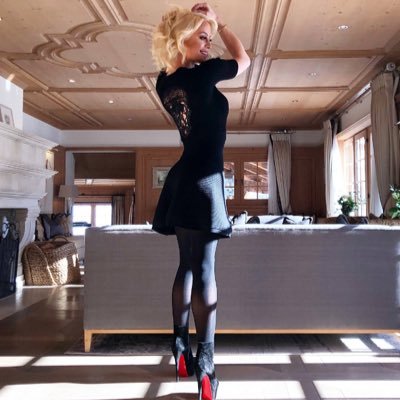 NylonLingerie's profile picture. 